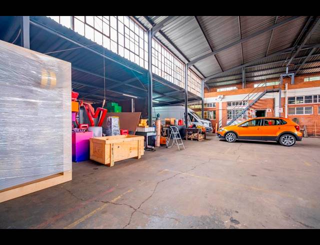 INDUSTRIAL FOR SALE IN ROODEPOORT